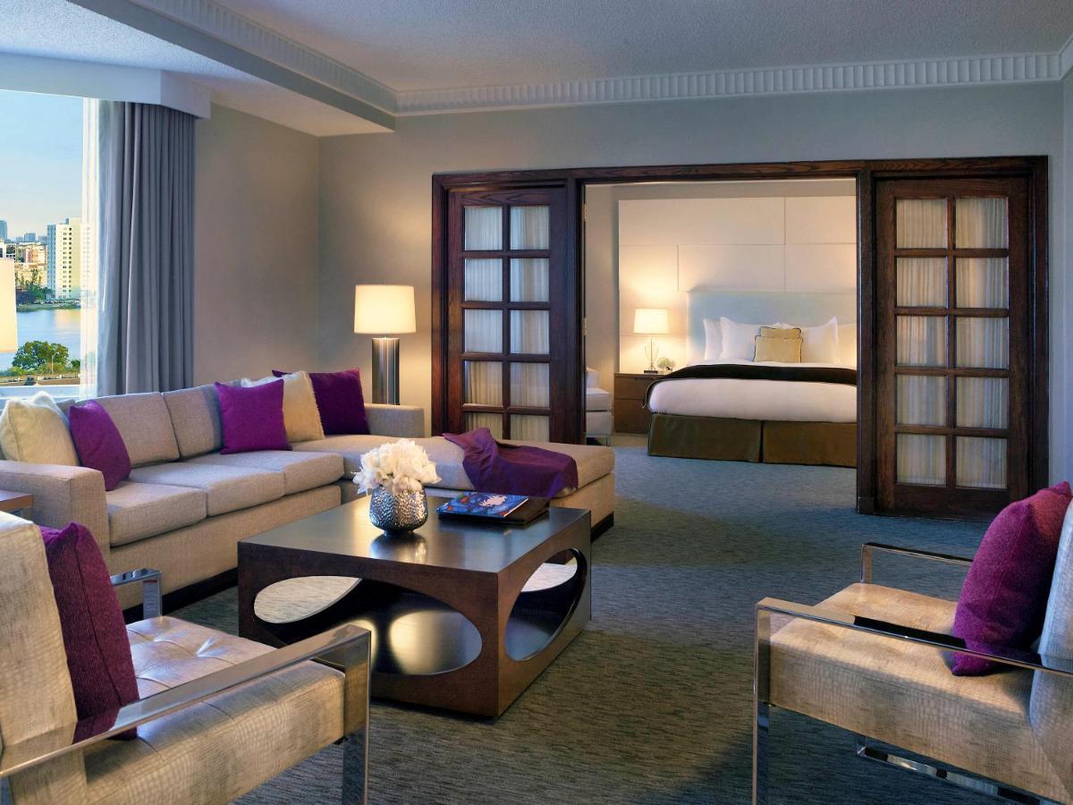 Hotel Pullman Miami Airport Exterior foto